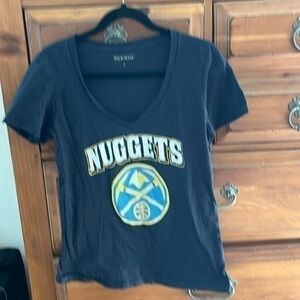 5th & Ocean Women’s Denver Nuggets Tee Size Large